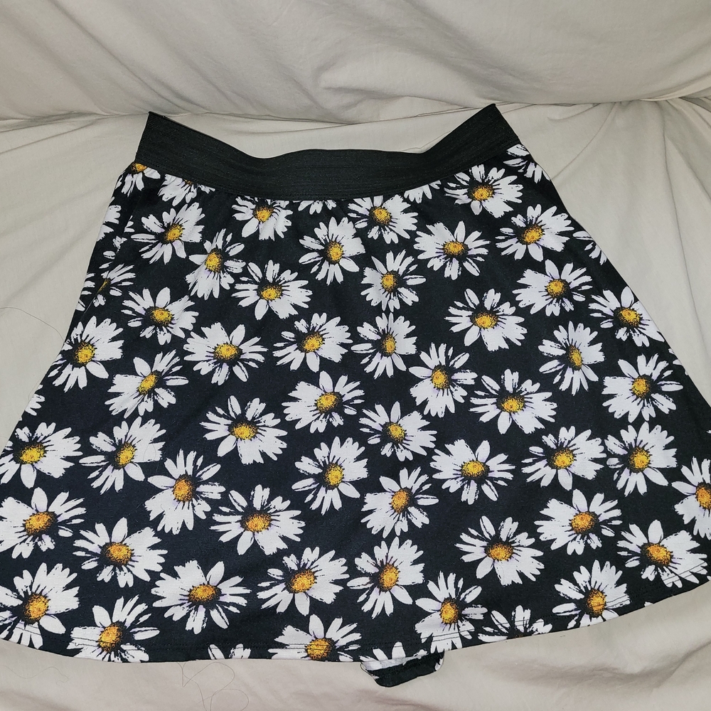 Yellow and White A-Line Mini Skirt Resort Wear
